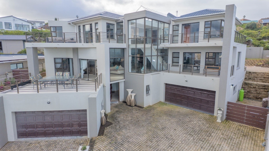 5 Bedroom Property for Sale in Dana Bay Western Cape